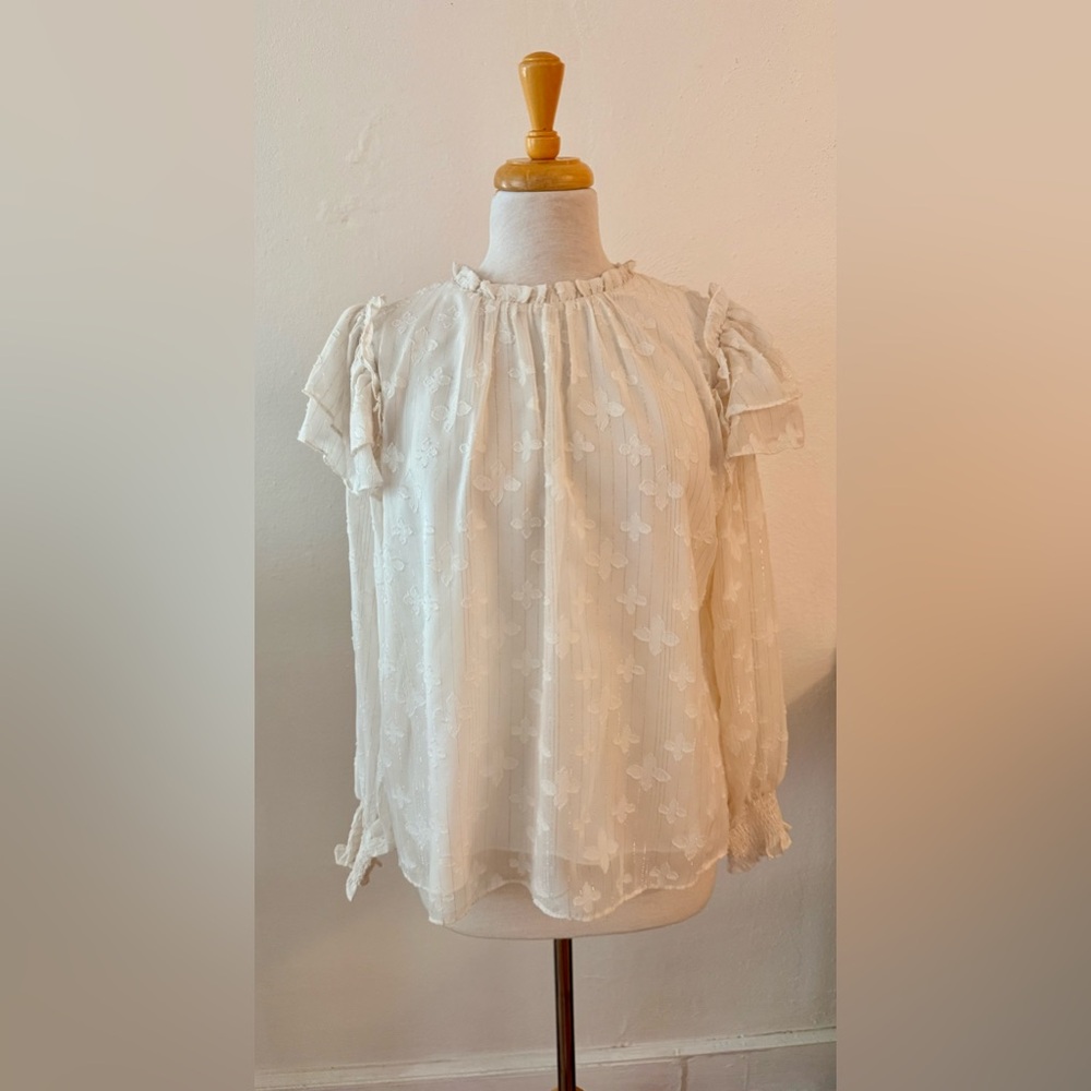 Fate Sheer Cream Floral Blouse – Size Small